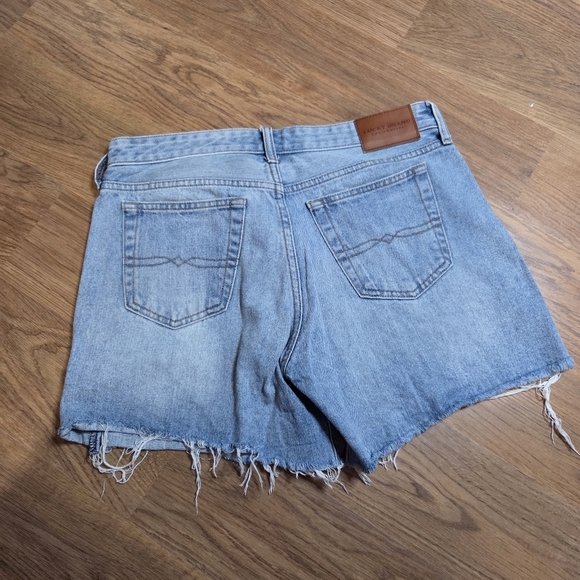 Lucky Brand Blue Distressed Jean Shorts, Size 6/28 - Picture 7 of 8